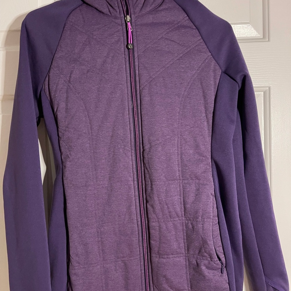ATHLETA SWEATSHIRT!!!